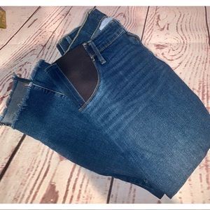 Isabel Maternity Distressed Jeans